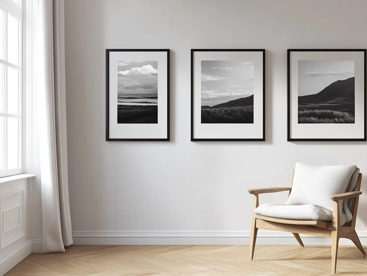 karlcarlene_photograph_on_wall._the_photography_brings_depth__ae976b48-7630-44bf-9df2-b7fa8b740af0_1.png